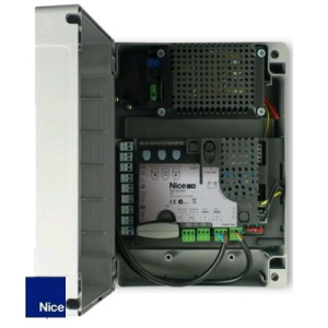 NICE MC824H Блок управления MC824H для 2-х 24 В приводов  ( распашные )  SM-разъем для ДУ,   BlueBus, Opera.