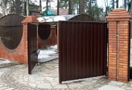 Установка распашных ворот  "под ключ" в Санкт-Петербурге: узнать цены и купить